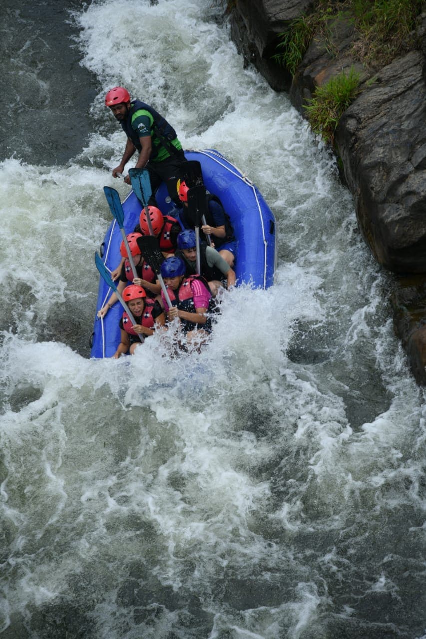 Rafting group riding high waves on the Kelani main channel